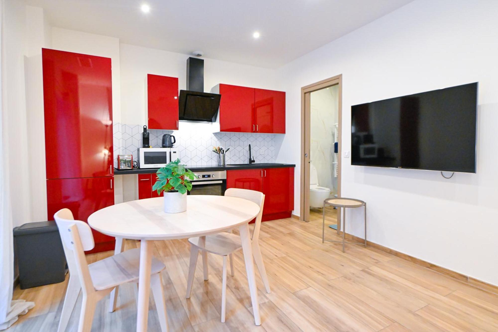 Appartement Beau Cozy Centre Et Plages Avec Terrasse N3 *